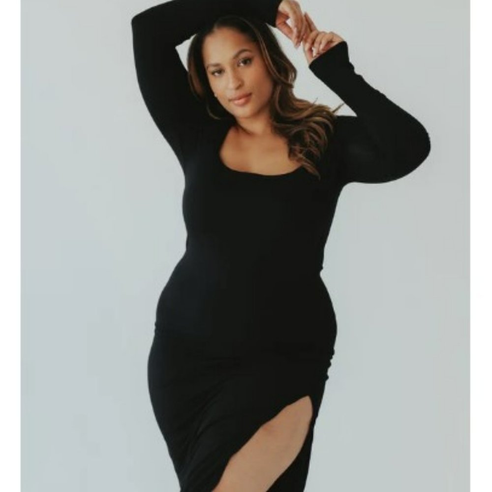 Klassy Network SQUARE NECK MIDI BRAMI DRESS